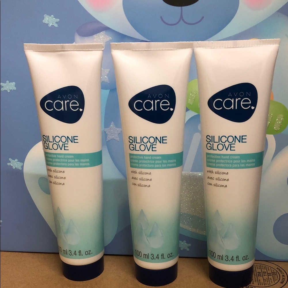 Avon Care Silicone Glove Hand Cream in White and Blue